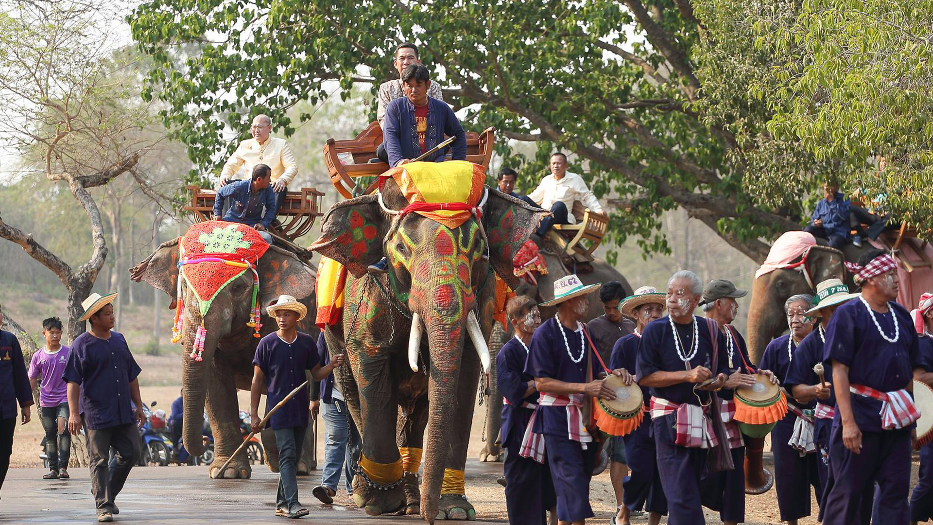 Songkran Si Satchanalai 'Sons of the King' Tradition